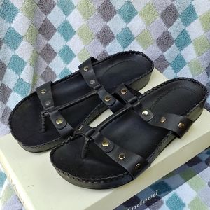 🌻 Black leather studded leather BOHO sandals🌻